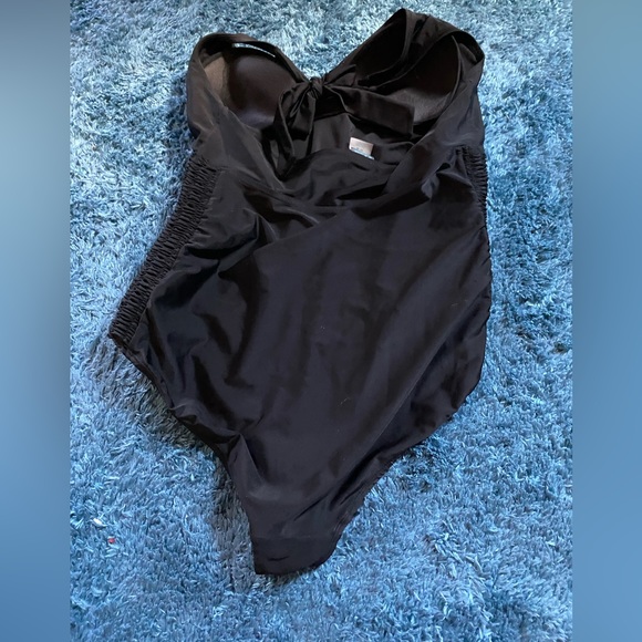 Motherhood Maternity Beach Bump One Piece Swimsuit - Picture 6 of 8